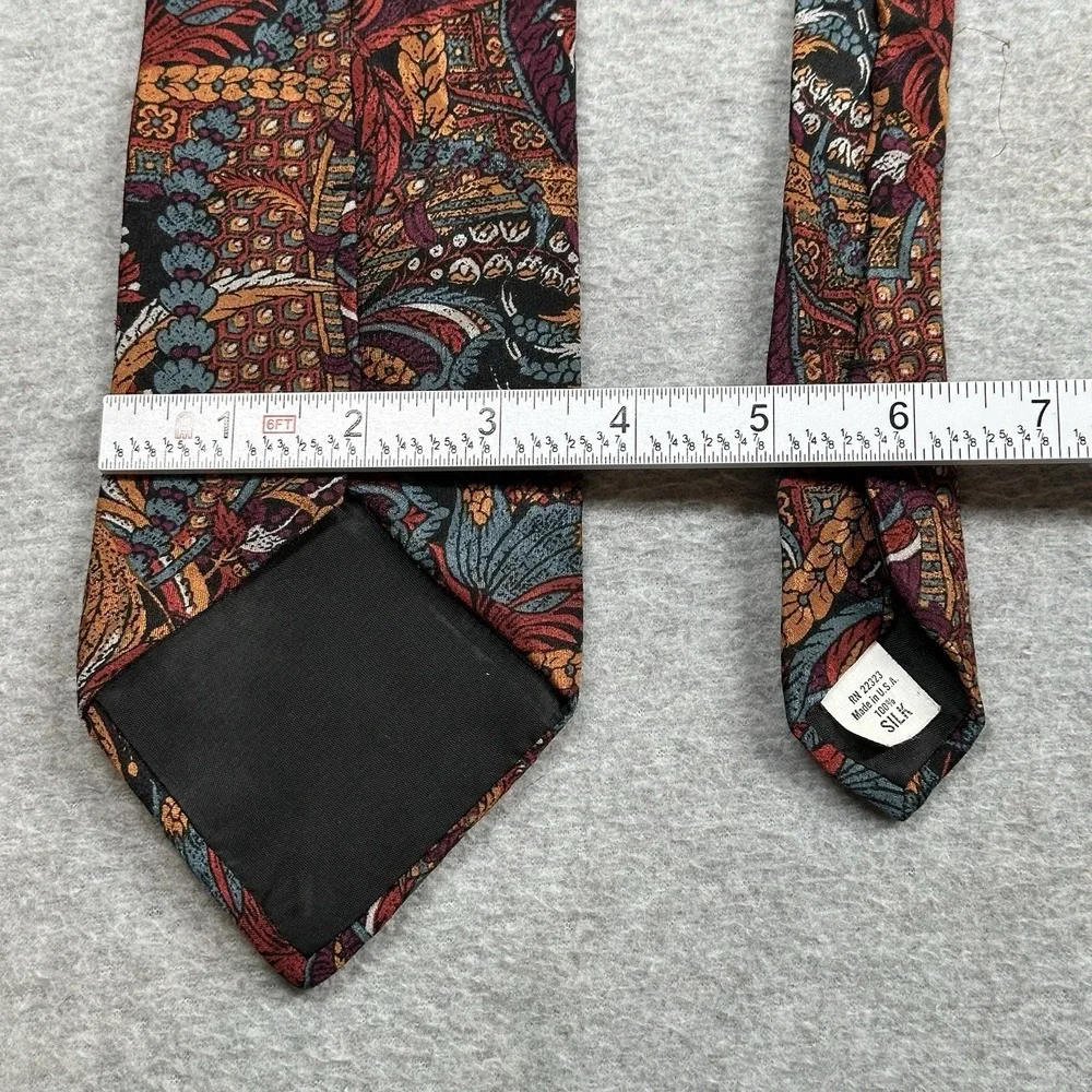 Vintage Rick Bennett Tie 100%‎ Silk Orange Abstract Floral Tropical Pattern USA